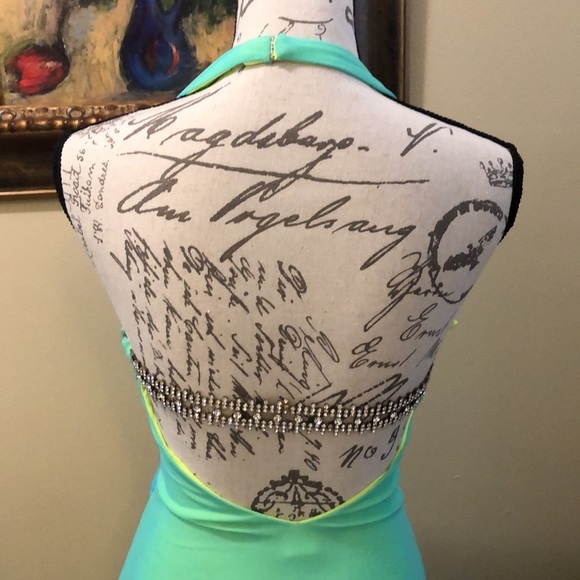 Moved Cache Halter Crystal Vintage Inspired Jeweled lined chiffon overlay gown - Picture 7 of 12